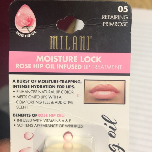 👄MILANI MOISTURE LOCK🔐LIP TREATMENT 👄GRAPE/ROSE - Picture 6 of 8
